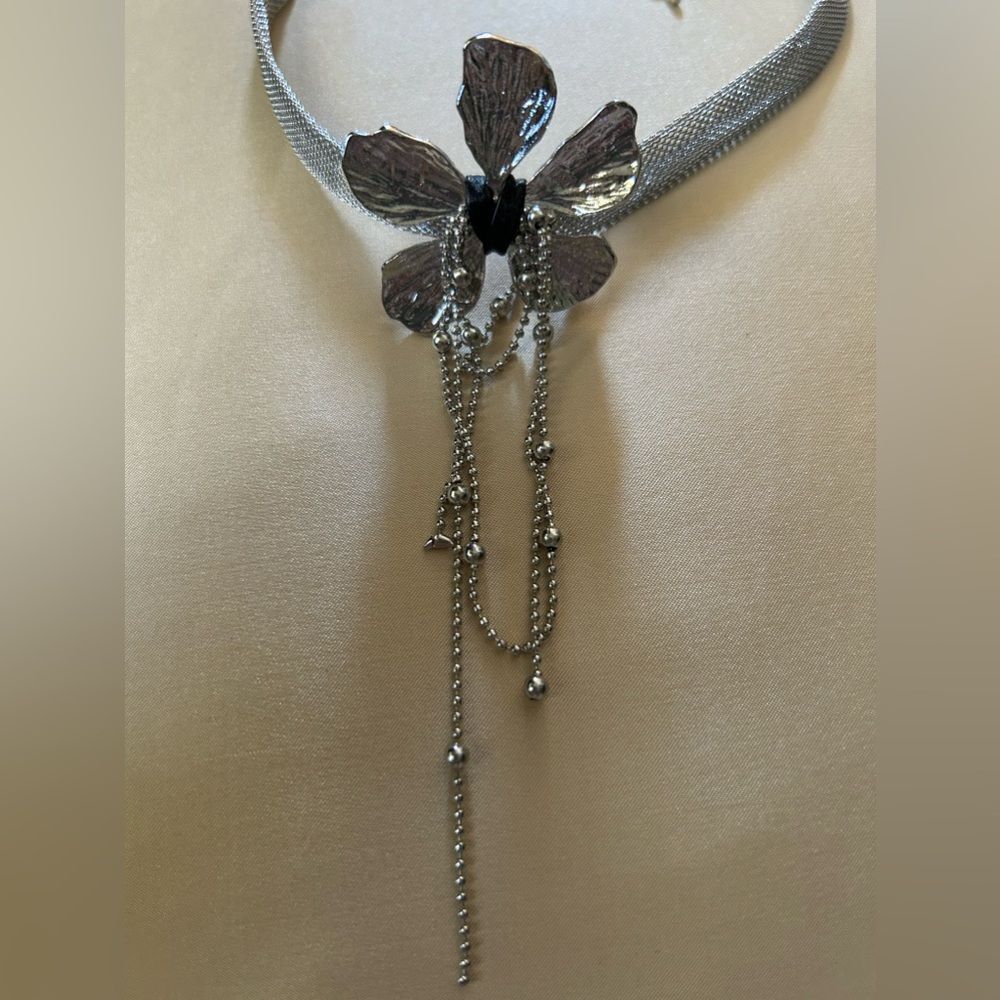 bohemian flower chocker A602 - Picture 3 of 3